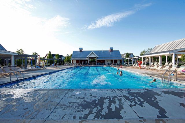 3081 Countryside Avenue B, Woodbury, MN 55129