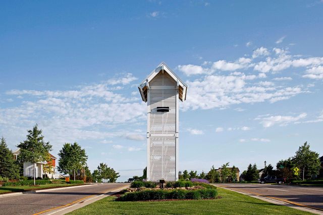 3081 Countryside Avenue B, Woodbury, MN 55129