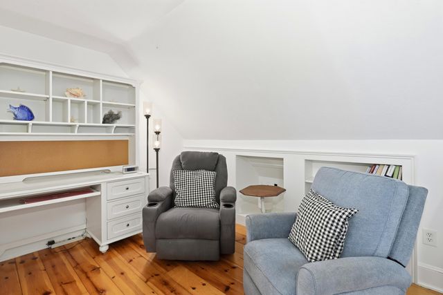 10 Checkerberry Lane, Forestdale, MA 02644
