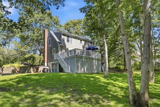 10 Checkerberry Lane, Forestdale, MA 02644
