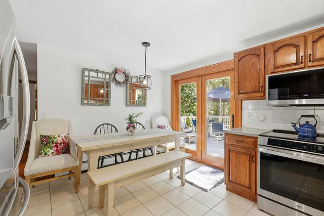 10 Checkerberry Lane, Forestdale, MA 02644