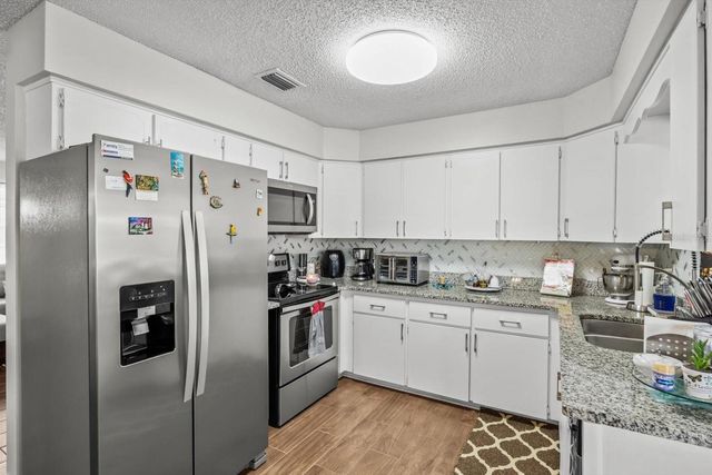 1106 LANDSDOWNE DRIVE, Sebastian, FL 32958