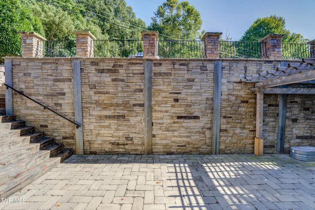 667 Rockingham Road, Gray, TN 37615