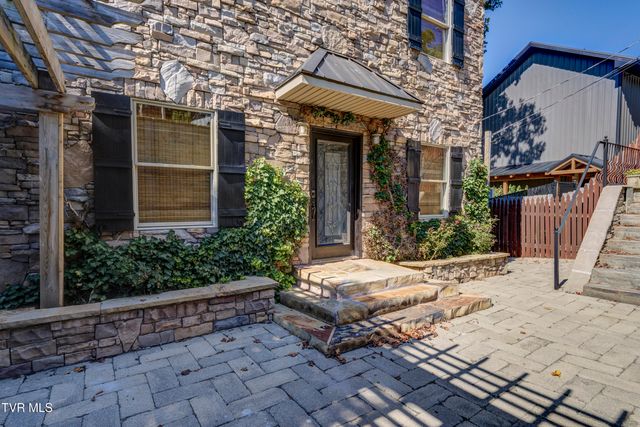 667 Rockingham Road, Gray, TN 37615