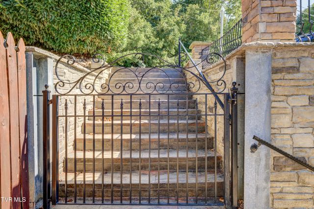 667 Rockingham Road, Gray, TN 37615