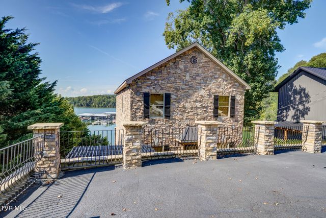 667 Rockingham Road, Gray, TN 37615