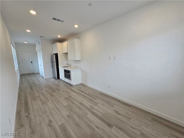 530 Preston Crest Street, Henderson, NV 89011