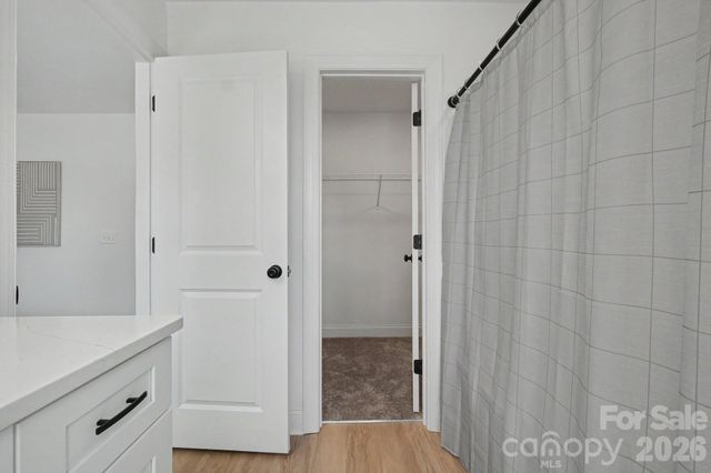 1425 23rd Avenue Place NE, Hickory, NC 28601