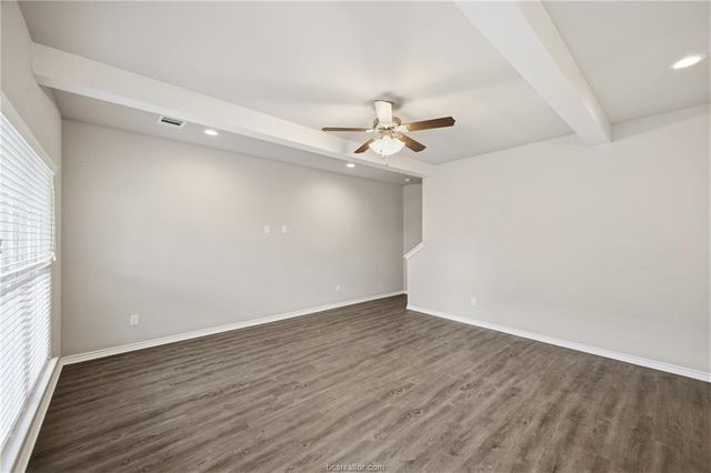 536 Momma Bear Drive, College Station, TX 77845
