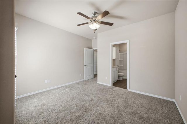 536 Momma Bear Drive, College Station, TX 77845