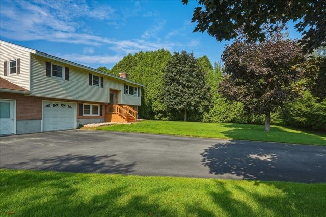 162 Stirrup Circle, Williston, VT 05495