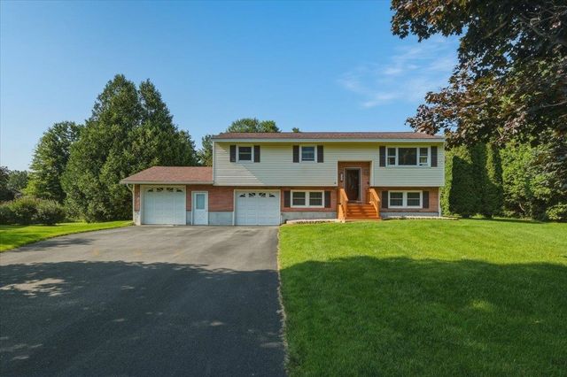 162 Stirrup Circle, Williston, VT 05495