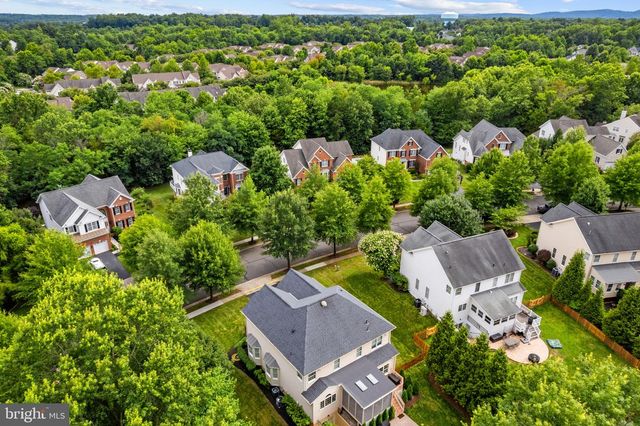 5777 WATERLOO BRIDGE CIR, Haymarket, VA 20169