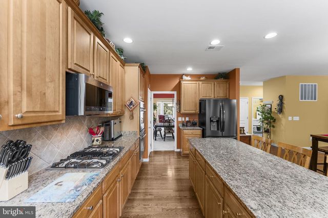 5777 WATERLOO BRIDGE CIR, Haymarket, VA 20169