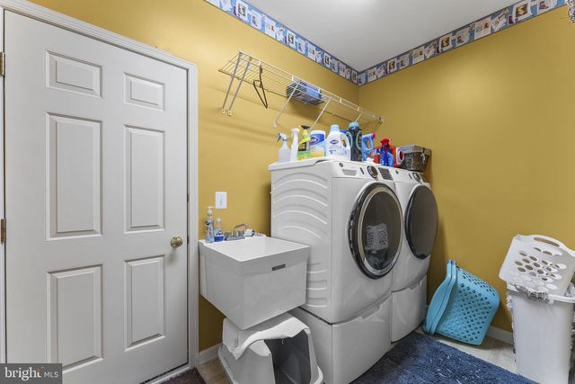 5777 WATERLOO BRIDGE CIR, Haymarket, VA 20169