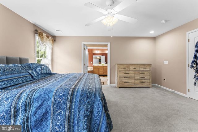 5777 WATERLOO BRIDGE CIR, Haymarket, VA 20169