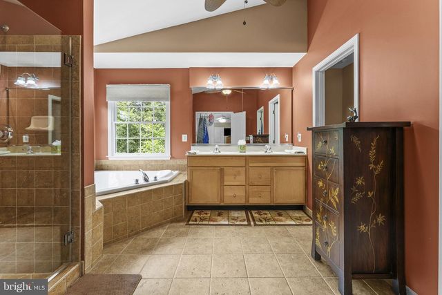 5777 WATERLOO BRIDGE CIR, Haymarket, VA 20169