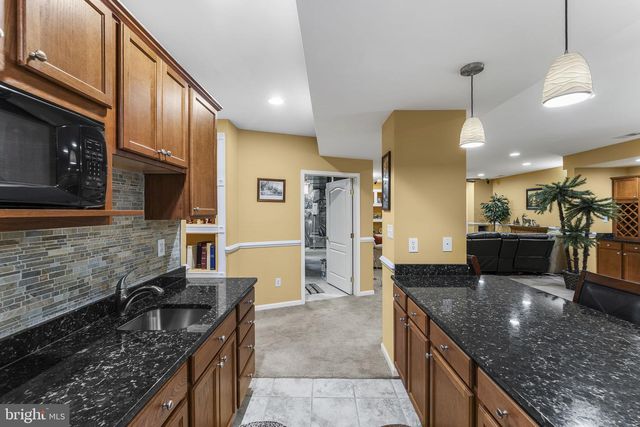 5777 WATERLOO BRIDGE CIR, Haymarket, VA 20169