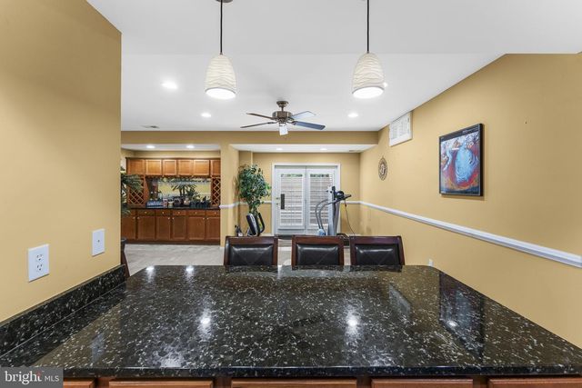 5777 WATERLOO BRIDGE CIR, Haymarket, VA 20169