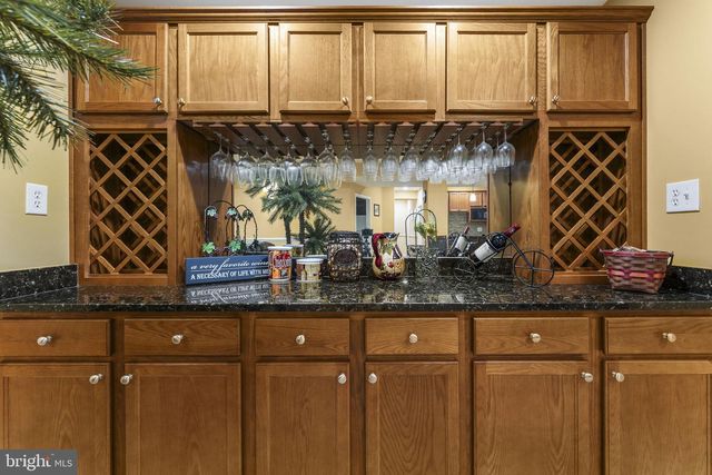5777 WATERLOO BRIDGE CIR, Haymarket, VA 20169