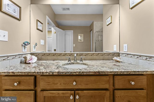 5777 WATERLOO BRIDGE CIR, Haymarket, VA 20169