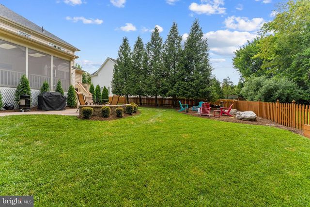 5777 WATERLOO BRIDGE CIR, Haymarket, VA 20169