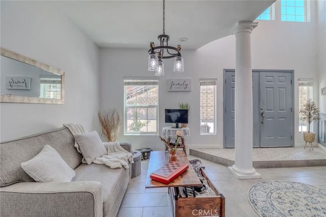 20948 Onaknoll Drive, Lake Mathews, CA 92570