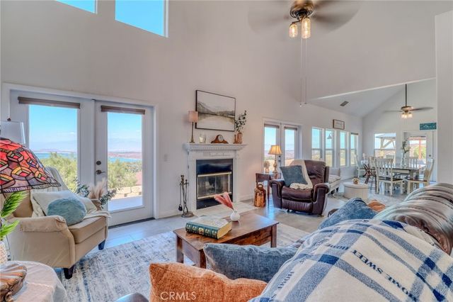 20948 Onaknoll Drive, Lake Mathews, CA 92570