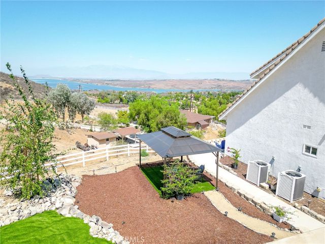 20948 Onaknoll Drive, Lake Mathews, CA 92570