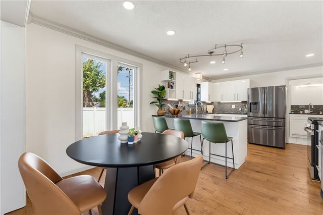 703 Bella Vista Road, Bentonville, AR 72712