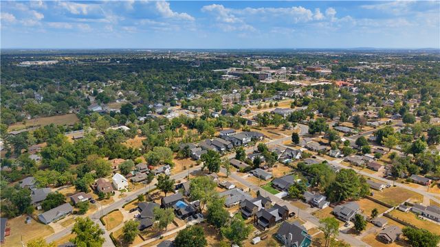 703 Bella Vista Road, Bentonville, AR 72712