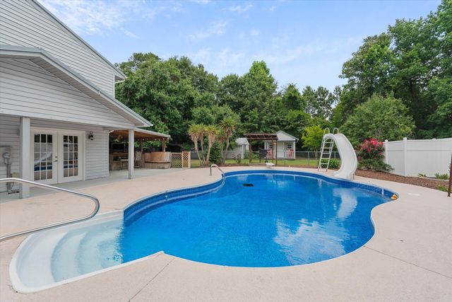 4339 Pinewood Circle, Beaufort, SC 29906