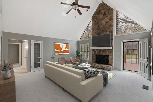 8487 BERGEN CV, Cordova, TN 38018