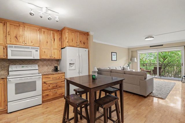 210 W Grant Street 615, Minneapolis, MN 55403