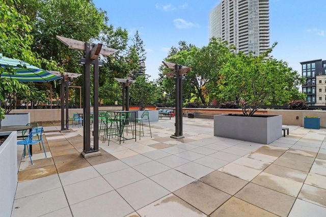 210 W Grant Street 615, Minneapolis, MN 55403