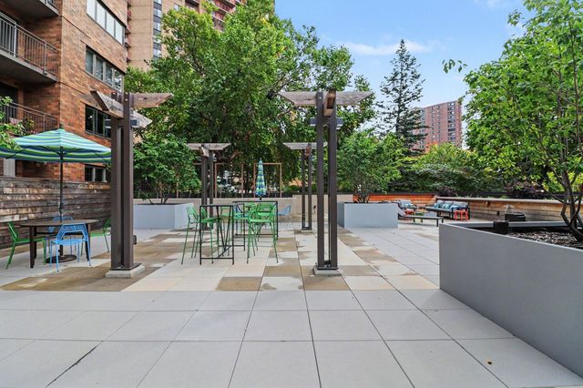210 W Grant Street 615, Minneapolis, MN 55403