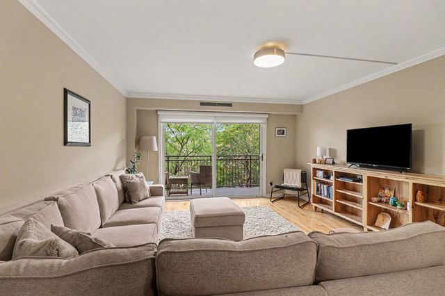 210 W Grant Street 615, Minneapolis, MN 55403