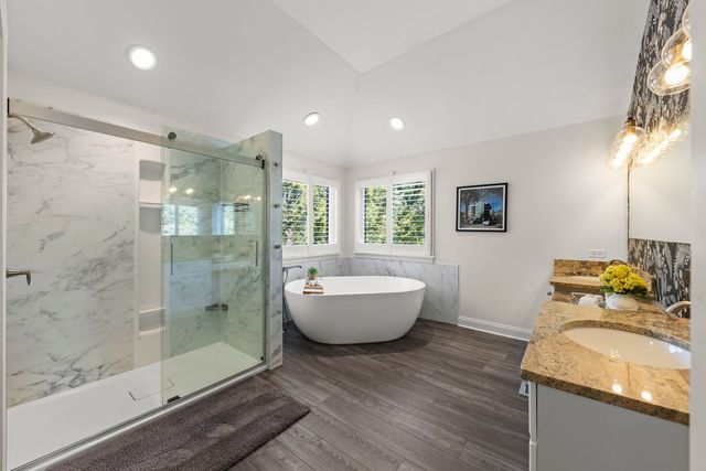 26 N Julian Street, Naperville, IL 60540