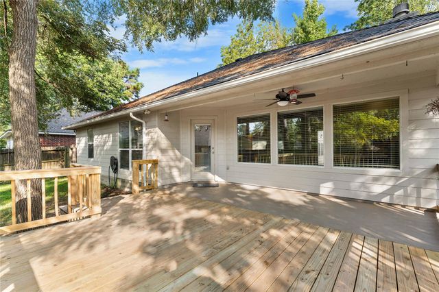 12625 Stuart Drive, Montgomery, TX 77356