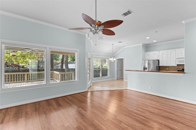 12625 Stuart Drive, Montgomery, TX 77356