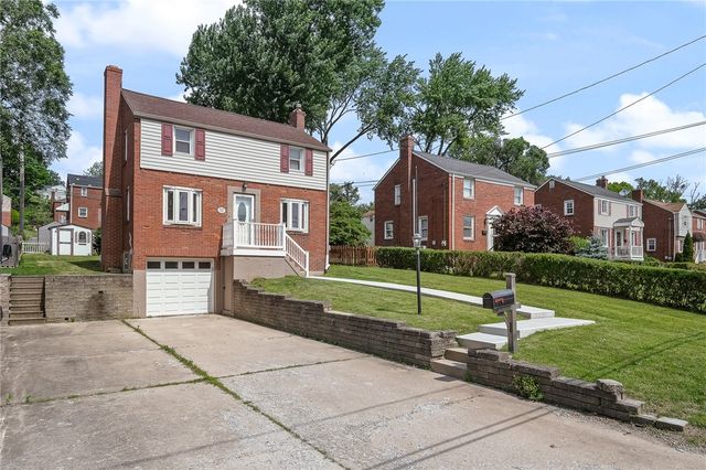2062 Elmbrook Lane, Scott Twp, PA 15243