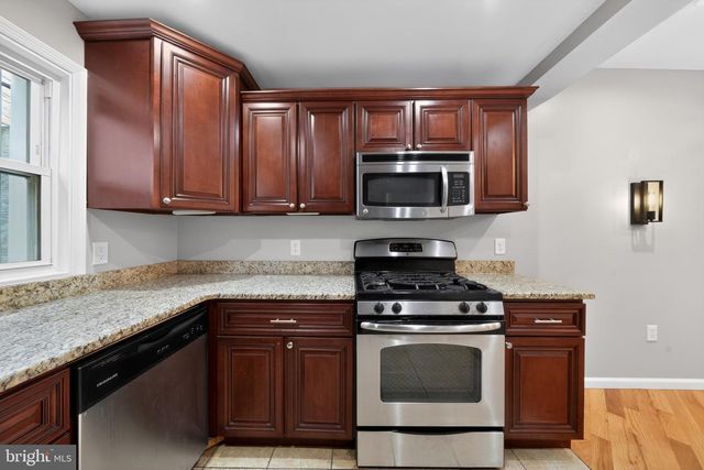 2448 AMBER ST, Philadelphia, PA 19125