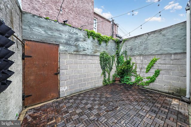 2448 AMBER ST, Philadelphia, PA 19125