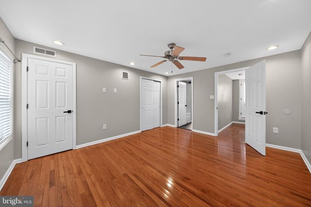 2448 AMBER ST, Philadelphia, PA 19125