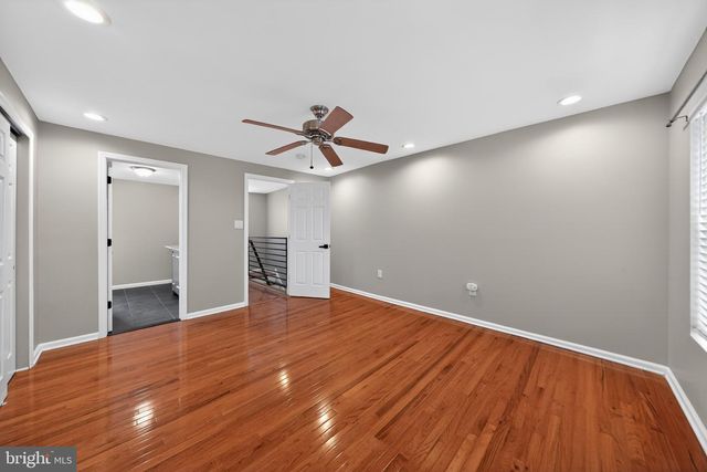 2448 AMBER ST, Philadelphia, PA 19125
