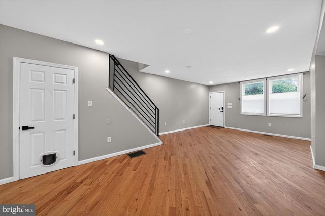 2448 AMBER ST, Philadelphia, PA 19125