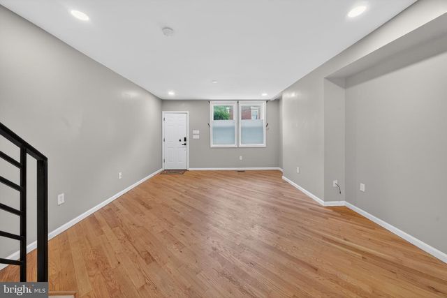 2448 AMBER ST, Philadelphia, PA 19125