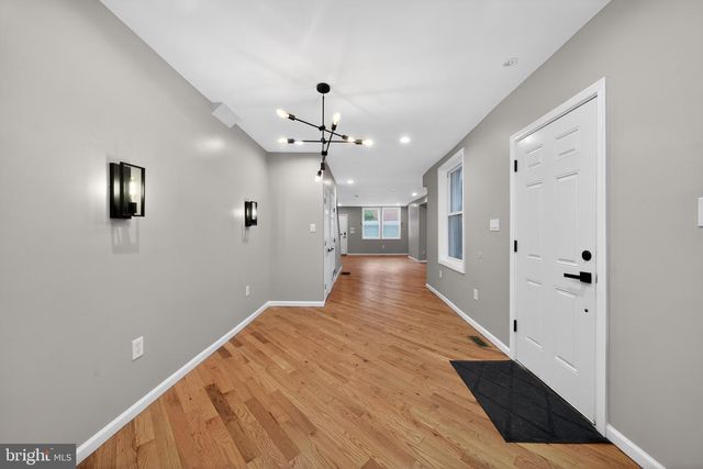 2448 AMBER ST, Philadelphia, PA 19125