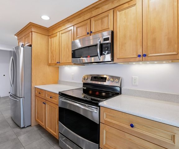 53 Willard St, Ayer, MA 01432