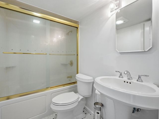53 Willard St, Ayer, MA 01432